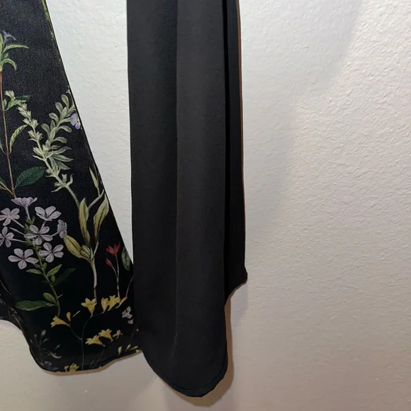 ALEXIS *Pearson* black floral botanical flare boho hippie pants M